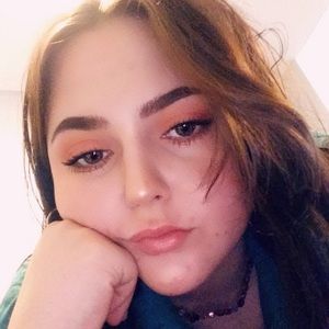 Meet your Posher, Skylar